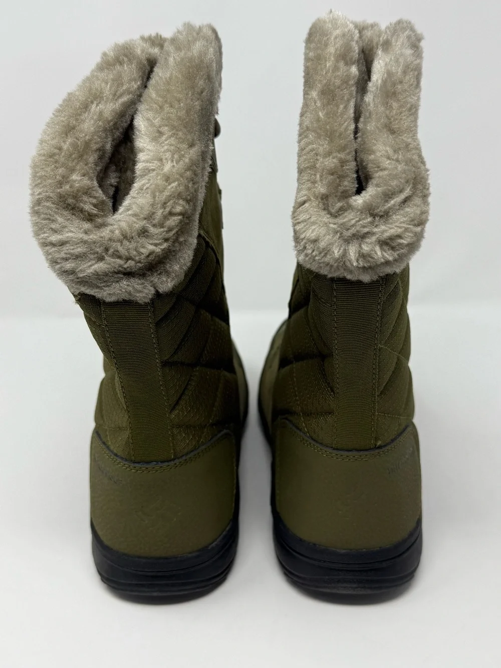 Columbia stay warm